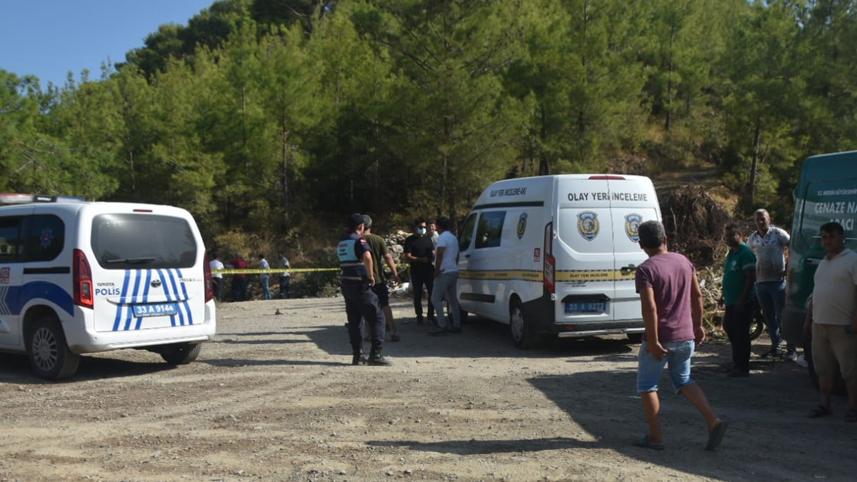 Mersin Bozyazı'da çöp dökme alanında erkek cesedi bulundu