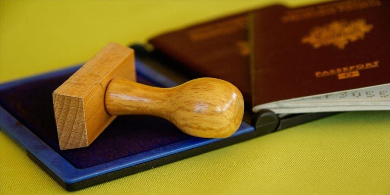 Karadağ’dan vize açıklaması: Türk vayandaşlarına hızlandırılmış vize geldi