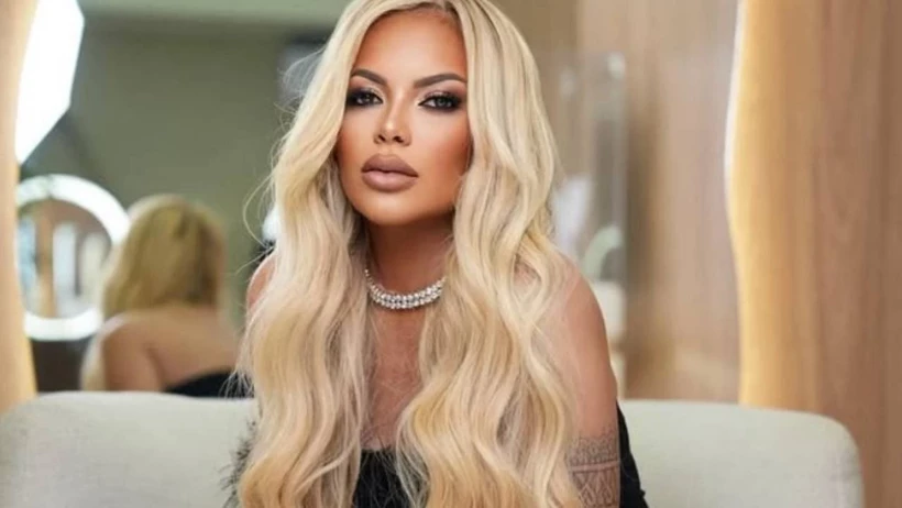 Ünlü sanatçı hayatını kaybetti