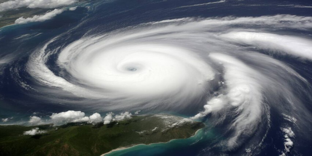 Melissa Kasırgası Küba’yı vurdu: Yüzbinlerce kişi tahliye edildi