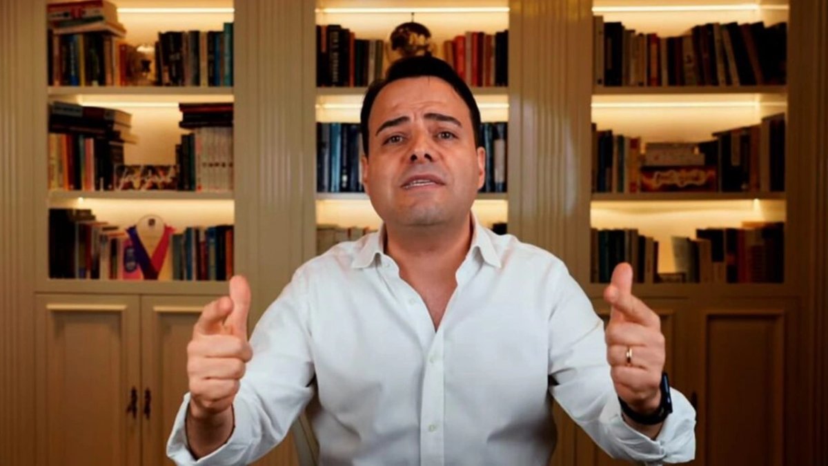 Özgür Demirtaş'ın x abonelik çıkışı gündem oldu: 'Dar gelirli ve öğrenciler abone olmasın'
