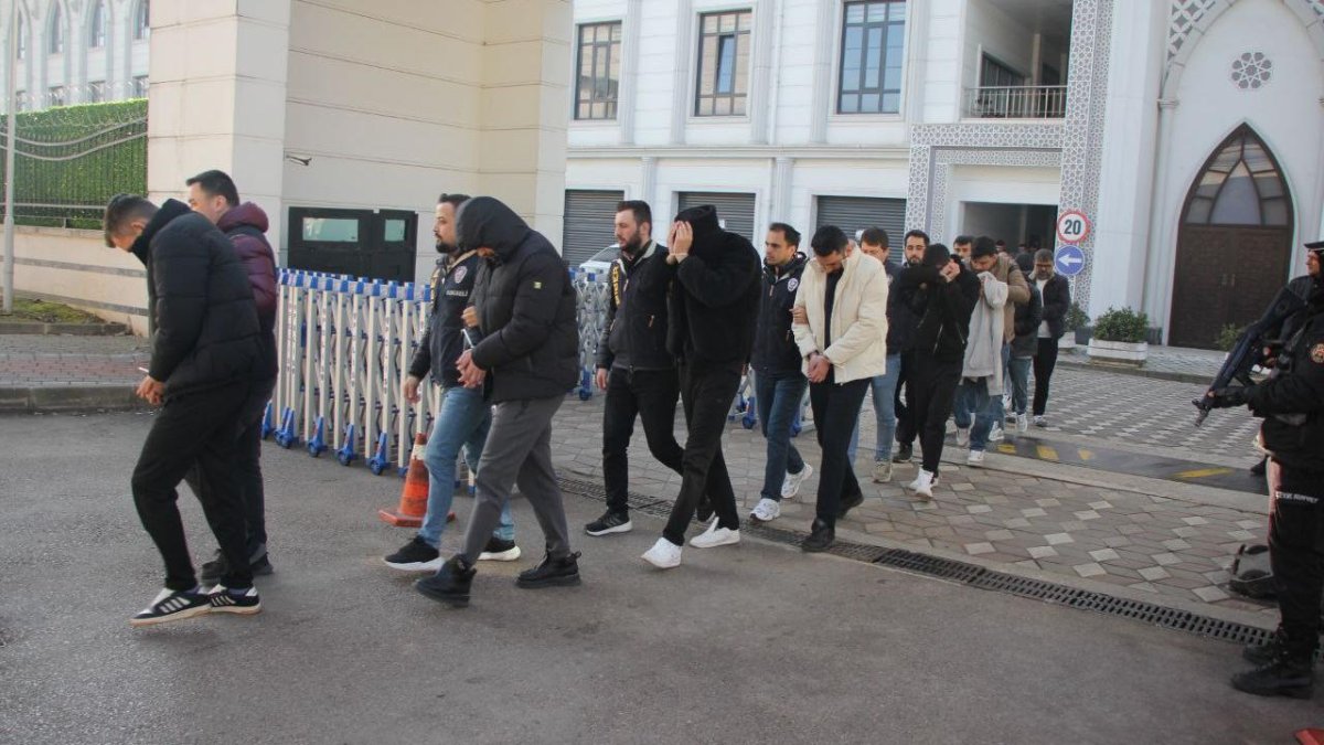 İstanbul'da yasa dışı bahis operasyonu: 20 şüpheli gözaltı
