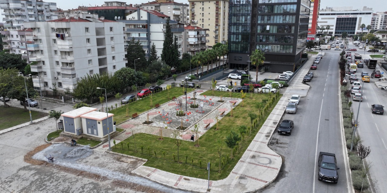 İzmir Büyükşehir, Soğukkuyu Mahallesi’nde atıl alanı yeşil alana dönüştürdü
