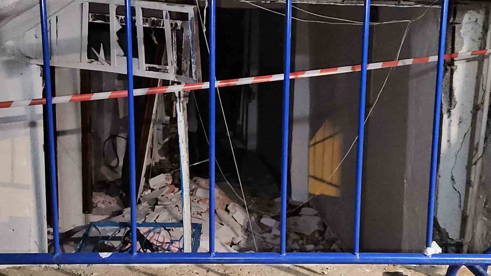 Bağcılar’da binanın bodrum katında patlama: 1’i ağır 3 yaralı