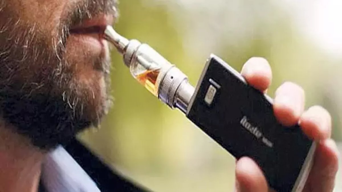 Elektronik sigaralarda dışkı kalıntısı çıktı