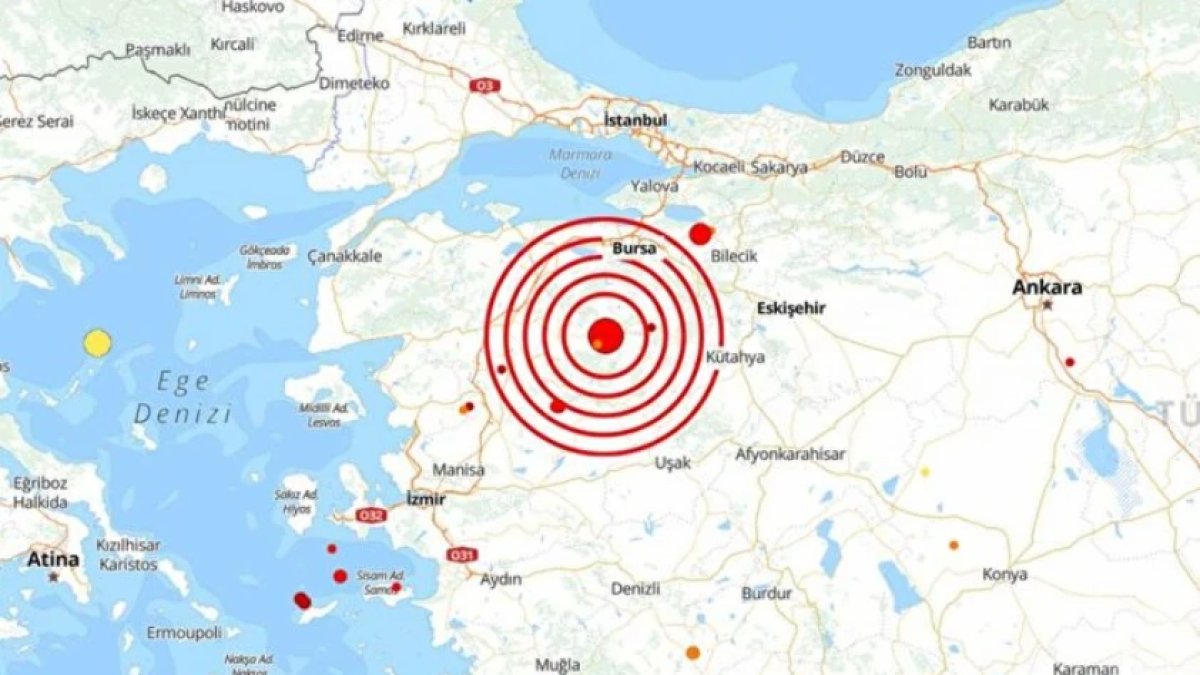 Balıkesir'de şiddetli bir deprem daha