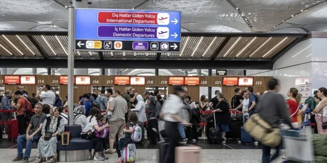 15 bin Türk'ün seyahati apar topar iptal edildi