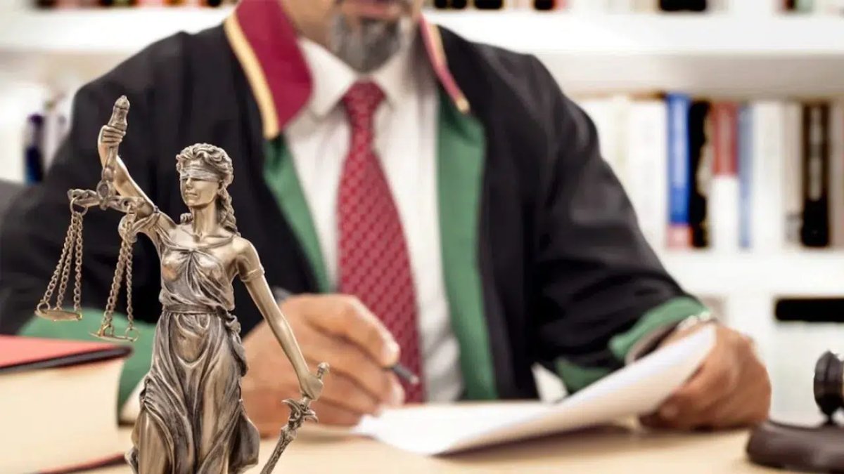 Avukatlık ücretlerine büyük zam: Saati 4 bin TL oldu