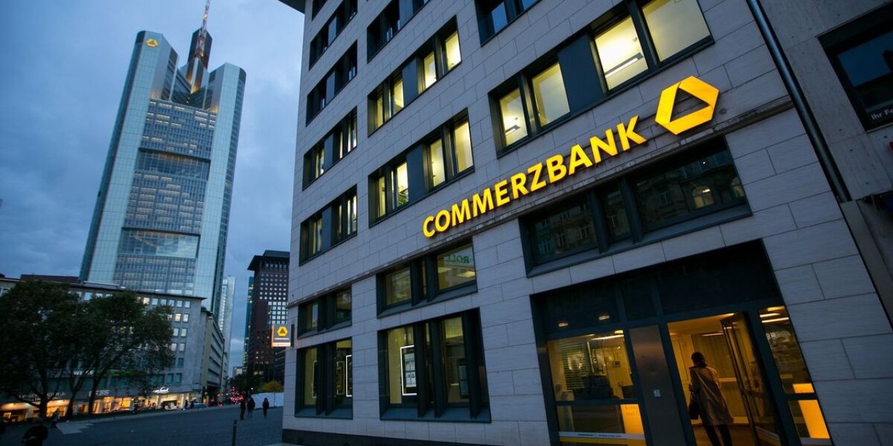 Alman devi Commerzbank'tan  piyasaları hareketlendirecek tahmin: Altın beklentisi yükseldi