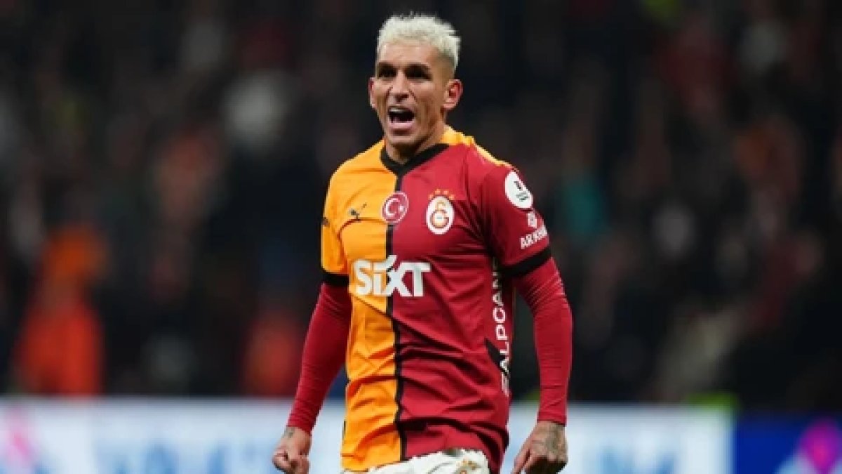 Lucas Torreira gönlünü ünlü oyuncuya mı kaptırdı?