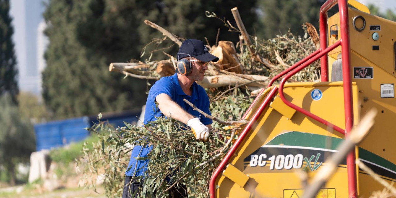 İzmir’de yeşil atıklar kompost gübreye dönüştürülüyor