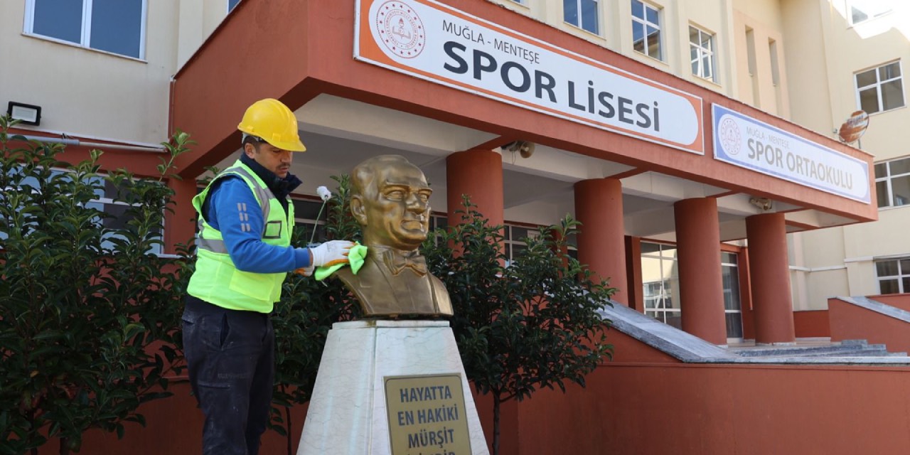 Muğla Büyükşehir'den okullara ara tatil bakım ve düzenleme çalışmaları