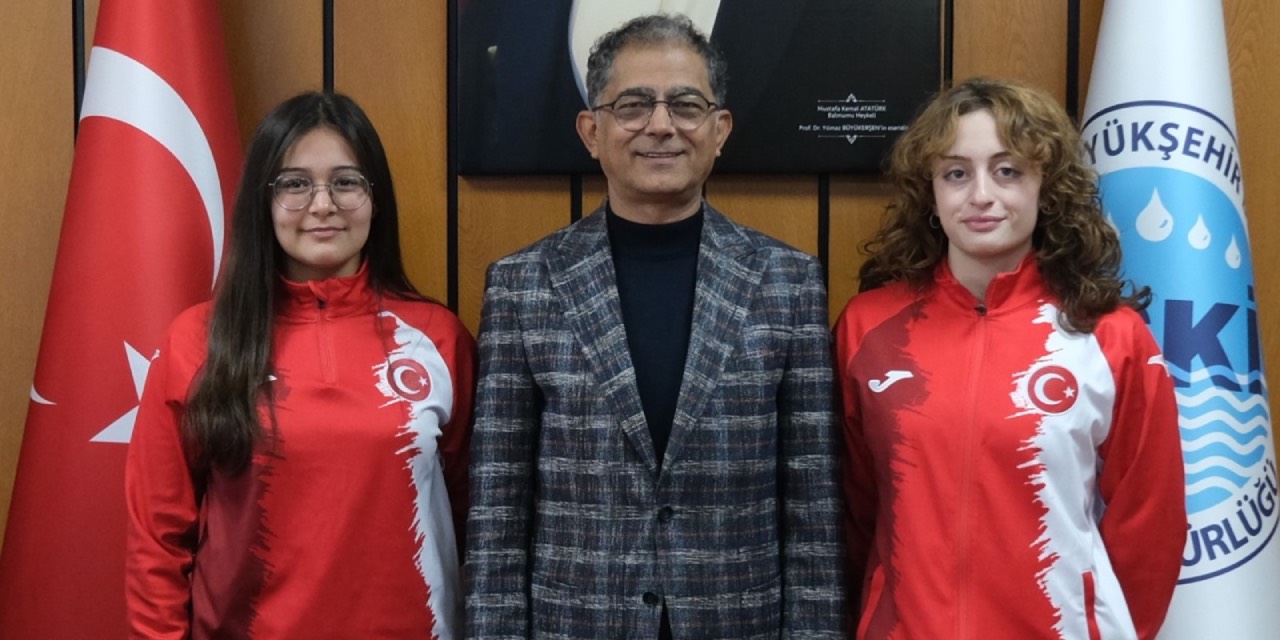 Milli Yüzücüler, Deaflympics öncesi ESKİ’yi ziyaret etti