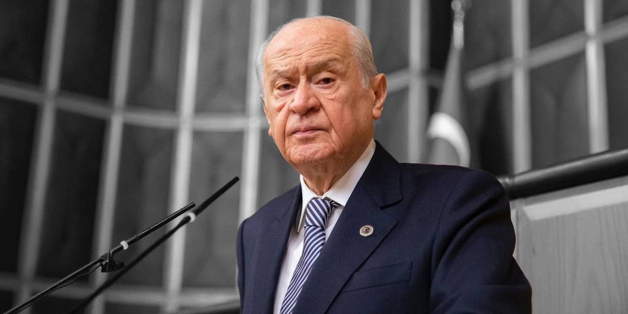Bahçeli '3 arkadaşımı alırım İmralı'ya giderim' demişti: 3 kişinin arasında bulunmaya ilk o isim talip oldu