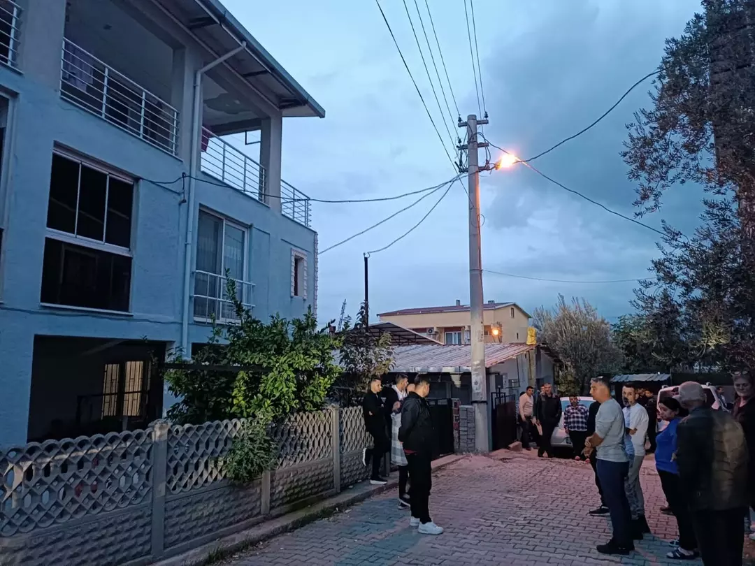 İzmir’de kahreden olay: Engelli kızını vurduktan sonra intihar etti