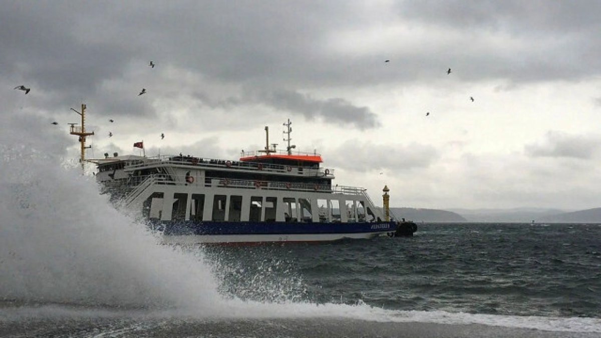 İstanbul’da İDO ve vapur seferleri iptal edildi