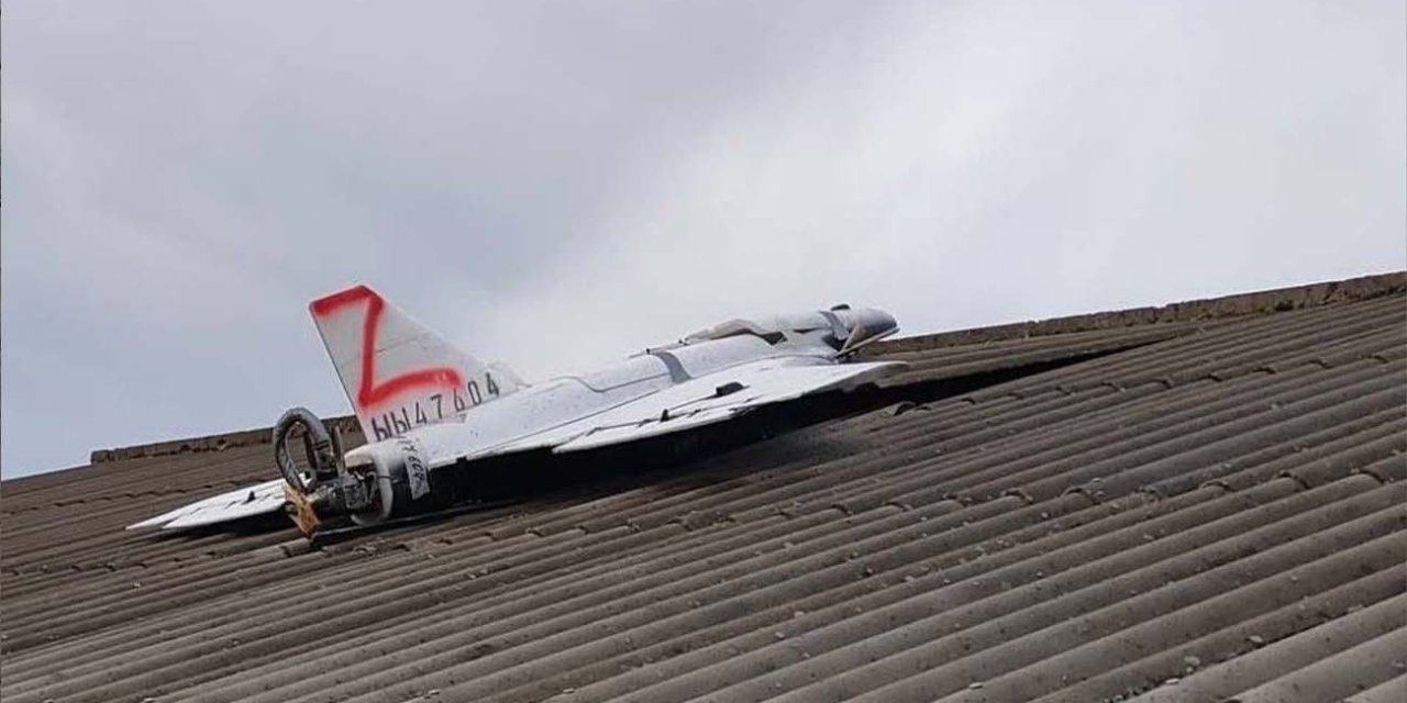 NATO sınırında kırmızı alarm: Romanya savaş uçaklarını kaldırdı