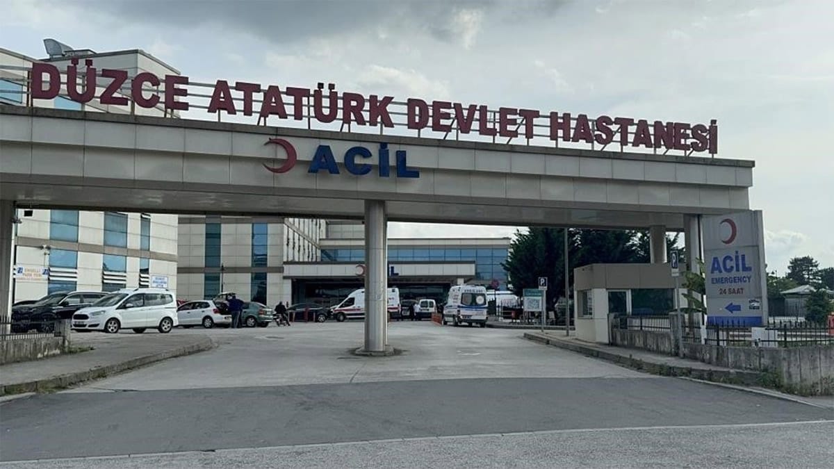 İlkokulda 6 öğrenci acı biberden hastaneye kaldırıldı