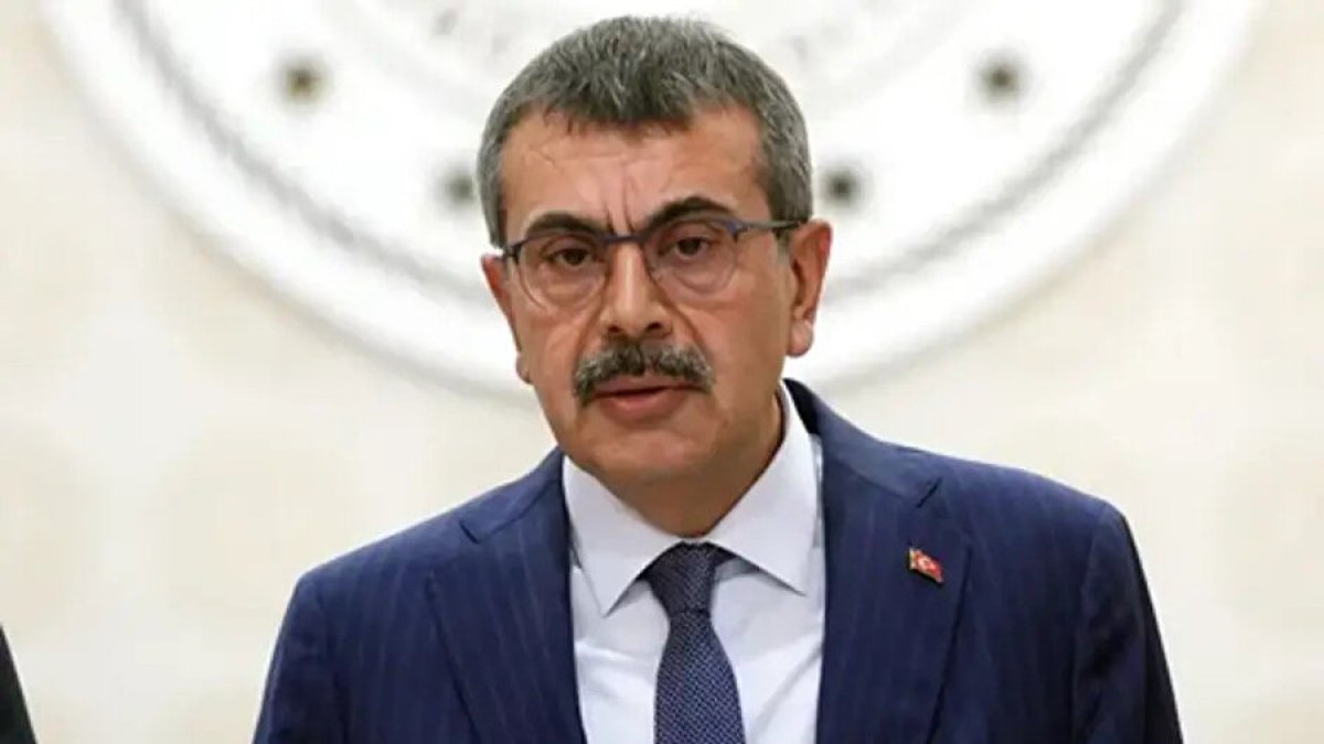 Okullarda ara tatil kalkıyor mu? Bakan Tekin açıkladı