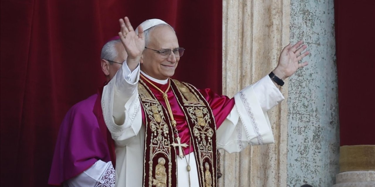 Vatikan’dan tarihi yolculuk başladı: Papa 14. Leo’nun uçağı Türkiye yolunda