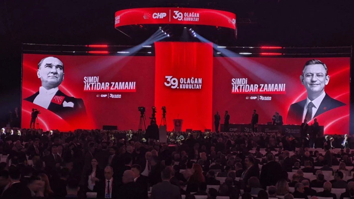 CHP’de kurultay günü: 17 yıl aradan sonra parti programı yenileniyor