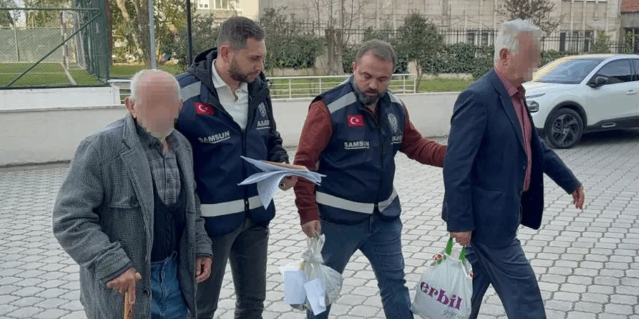 Parkta uygunsuz hareketlerde bulunan 2 erkek gözaltına alındı: Biri 82 diğeri 72 yaşında