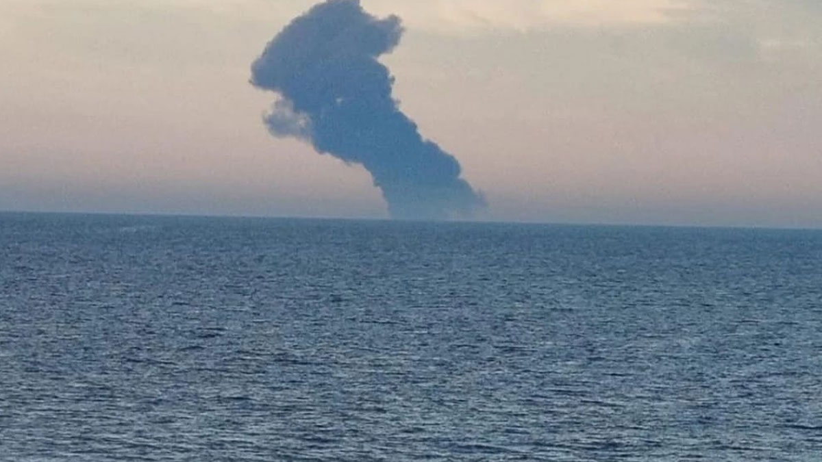 Kocaeli açıklarında bir gemide patlama