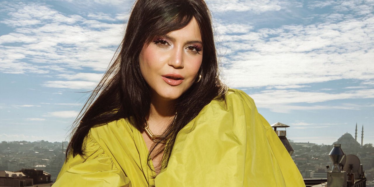 Feyza Civelek’ten şok itiraf: Beni 1 dakika görmek için 100 bin lira teklif ettiler