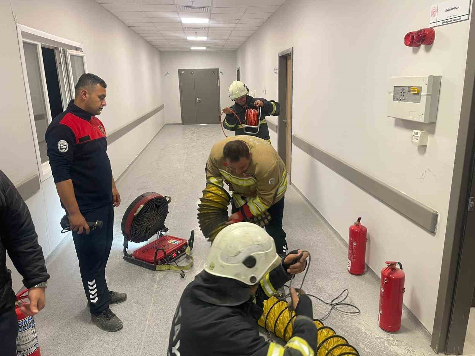 Hatay'da hastanede yangın