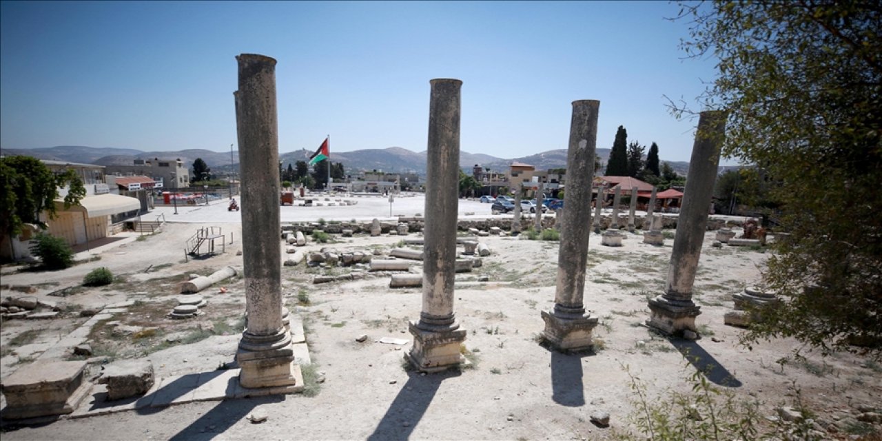 İsrail’in hedefinde bu kez tarih var: Batı Şeria'da tarihi eserlere de el koydu