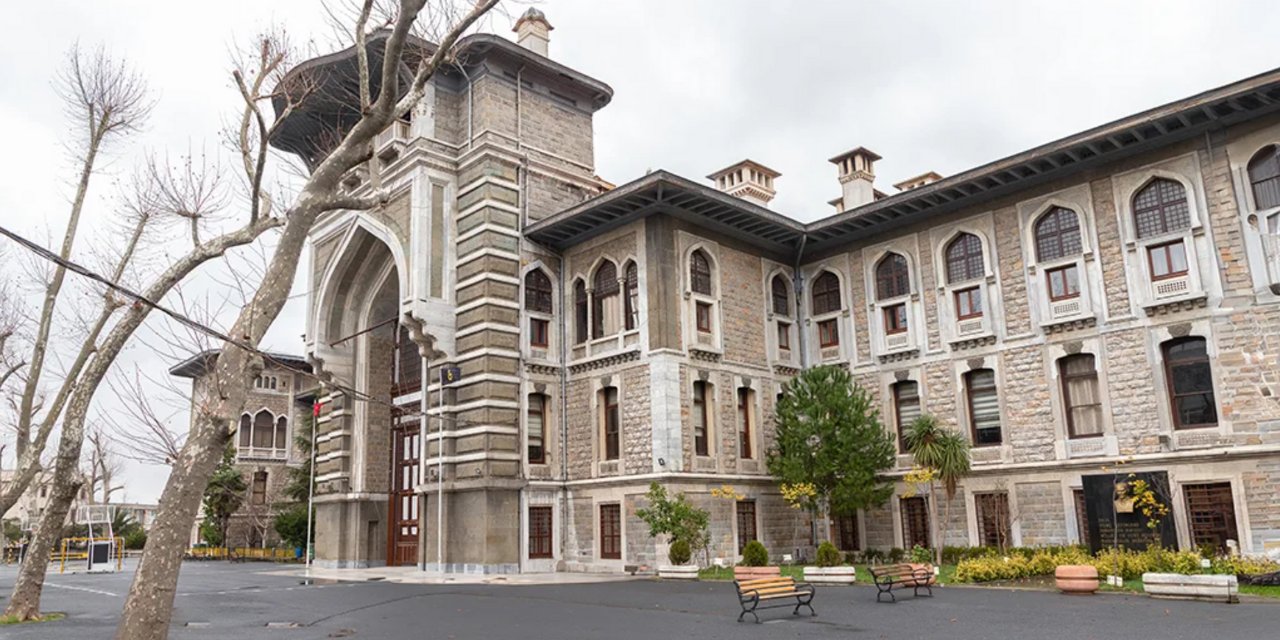 İstanbul Erkek Lisesi'ni sarsan skandal: Kız öğrencilere 'taciz listesi' iddiası!