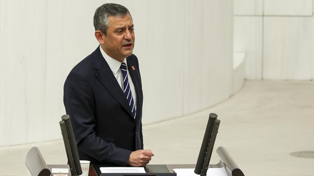 Özgür Özel'den asgari ücret çıkışı: Büyük bir sosyal kriz bizi bekliyor