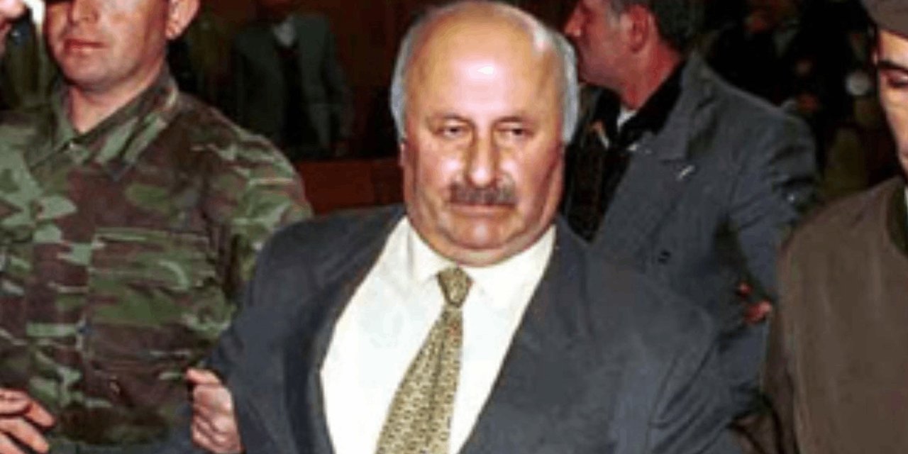 Depremde 168 kişinin öldüğü sitenin müteahhidi Veli Göçer hayatını kaybetti