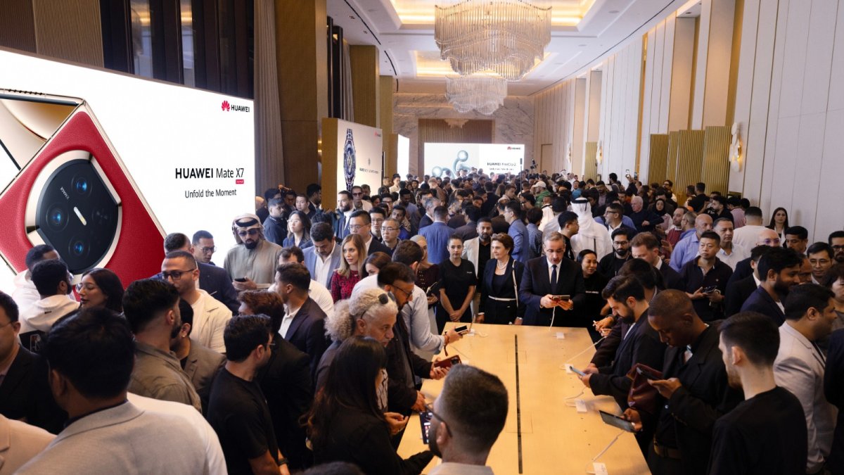 Huawei yeni ürün tanıttı: Açık kulak tasarımı dikkat çekti