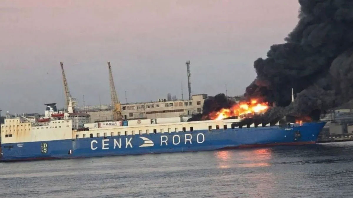 Rusya Türk yük gemisini vurdu