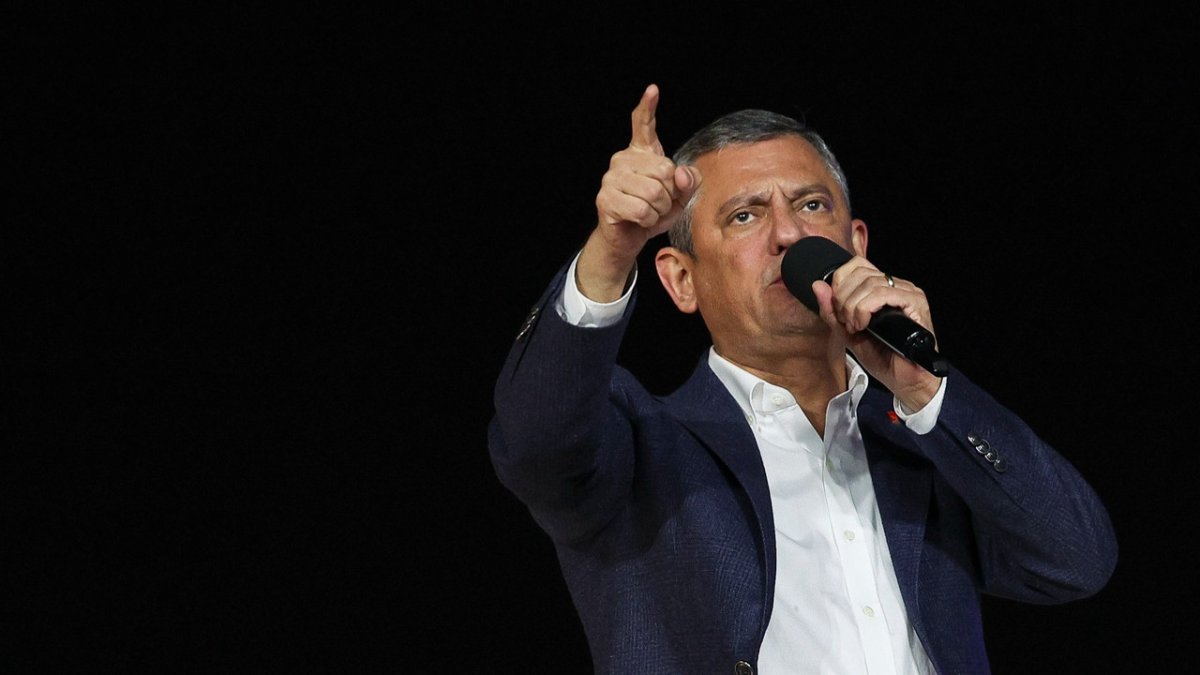 Özgür Özel asgari ücret çıkışını yineledi: Haktır diyerek rakam verdi