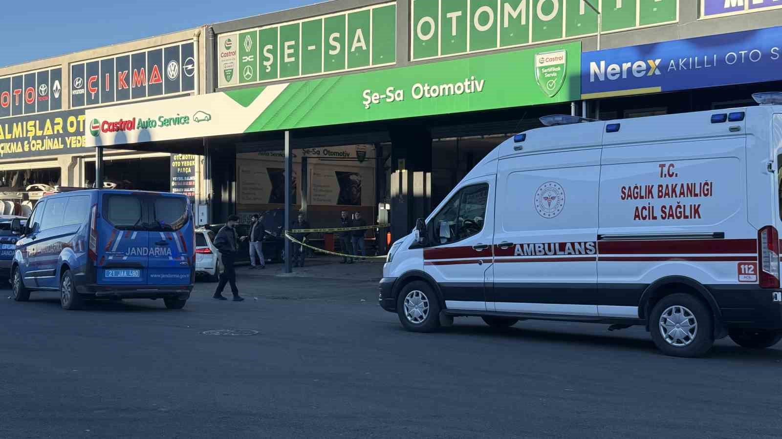 Diyarbakır'da sanayi sitesinde kan aktı: 4 yaralı