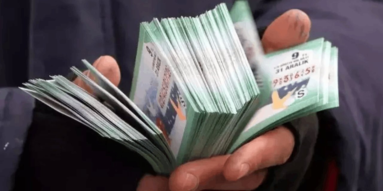 İstanbul Valiliği'nden net talimat: Cami avlularında Milli Piyango satılamayacak