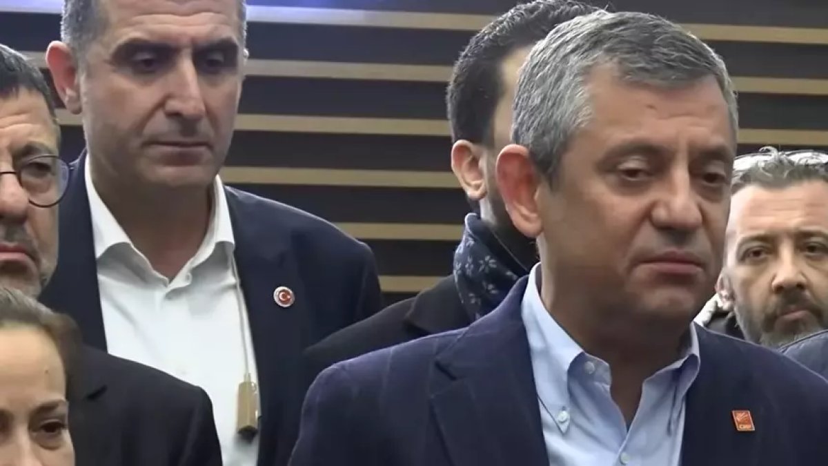 Gözleri doldu, sesi titredi: Özgür Özel Gülşah Durbay'ın ardından seslendi