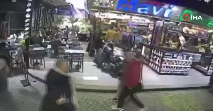 İstanbul'da esnaflar birbirine girdi