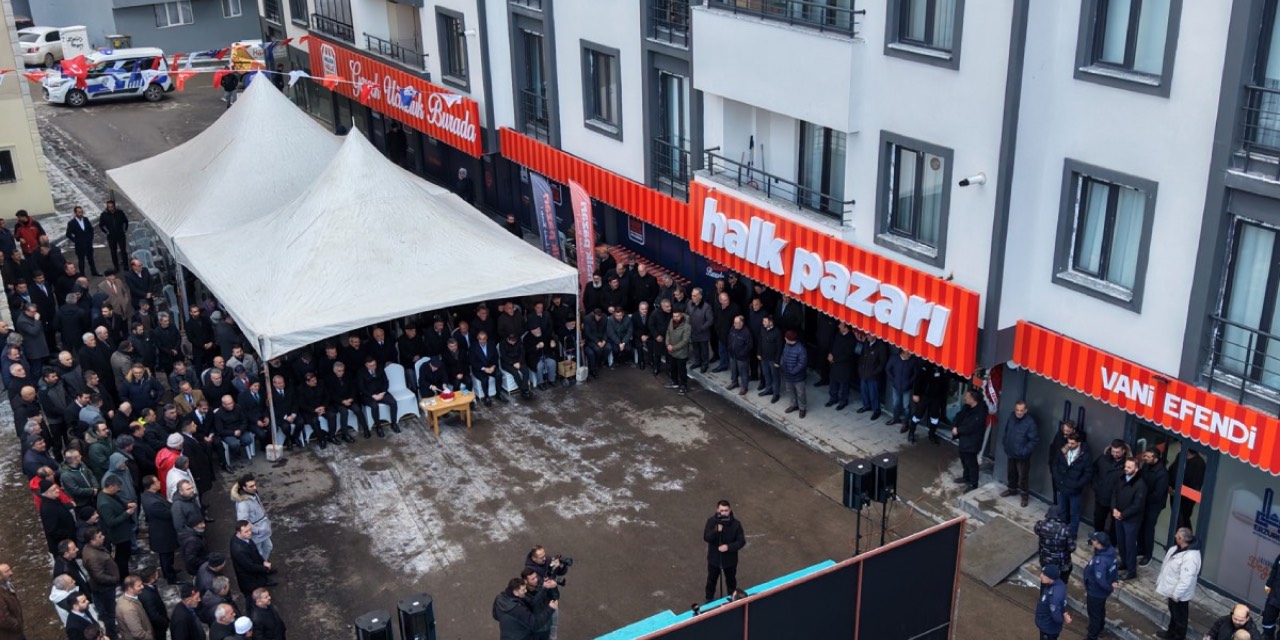 Erzurum Büyükşehir'den Vaniefendi Mahallesi’ne yeni Halk Pazarı