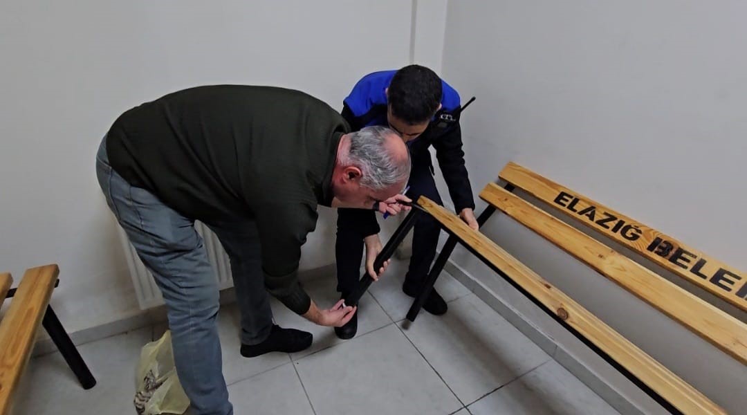 Dilencinin parayı sakladığı yer şaşkına çevirdi