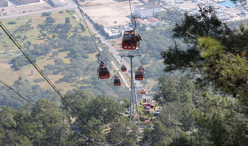 Antalya'da teleferik faciası: 1 ölü, 10 yaralı