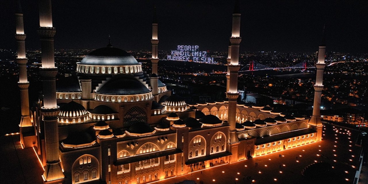 Mukaddes üç ayların ilk kandili perşembe akşamı idrak edilecek