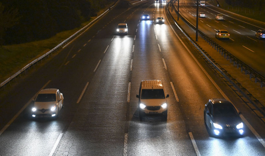 Tatil dönüşü için trafik tedbirleri uygulanmaya başladı