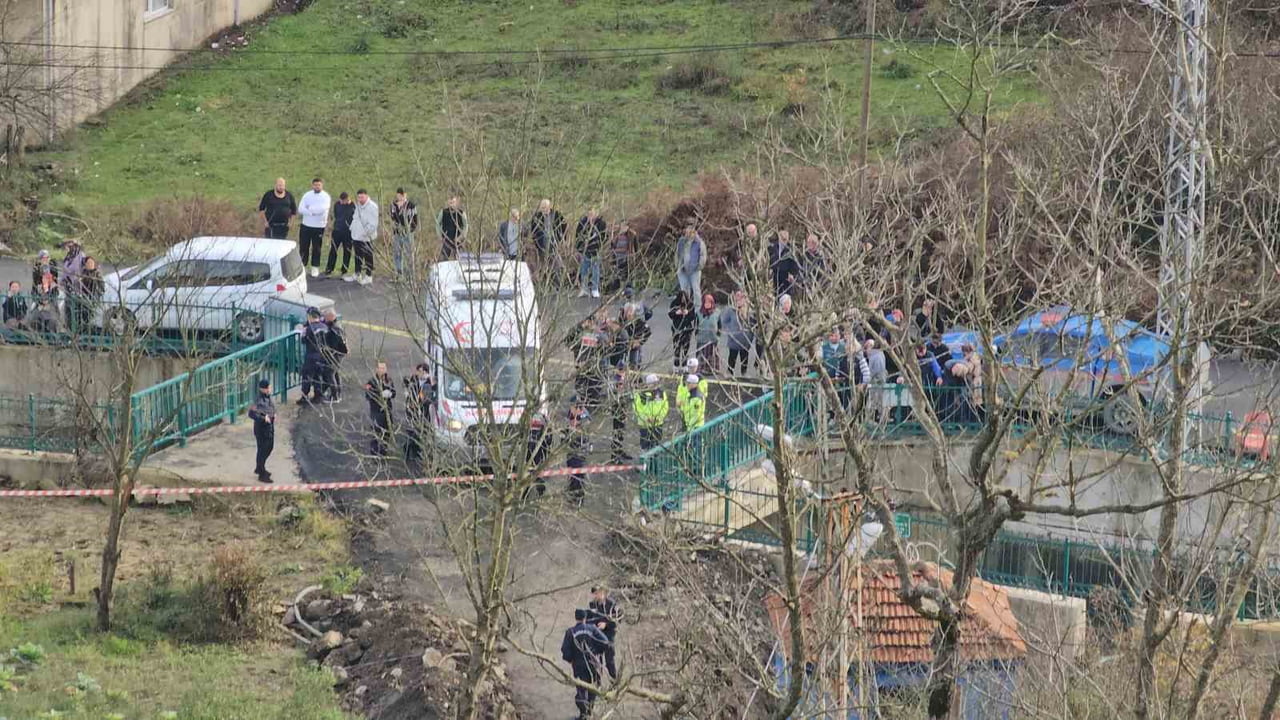 Zonguldak’ta dehşet: Anne ve kızı yolda öldürüldü
