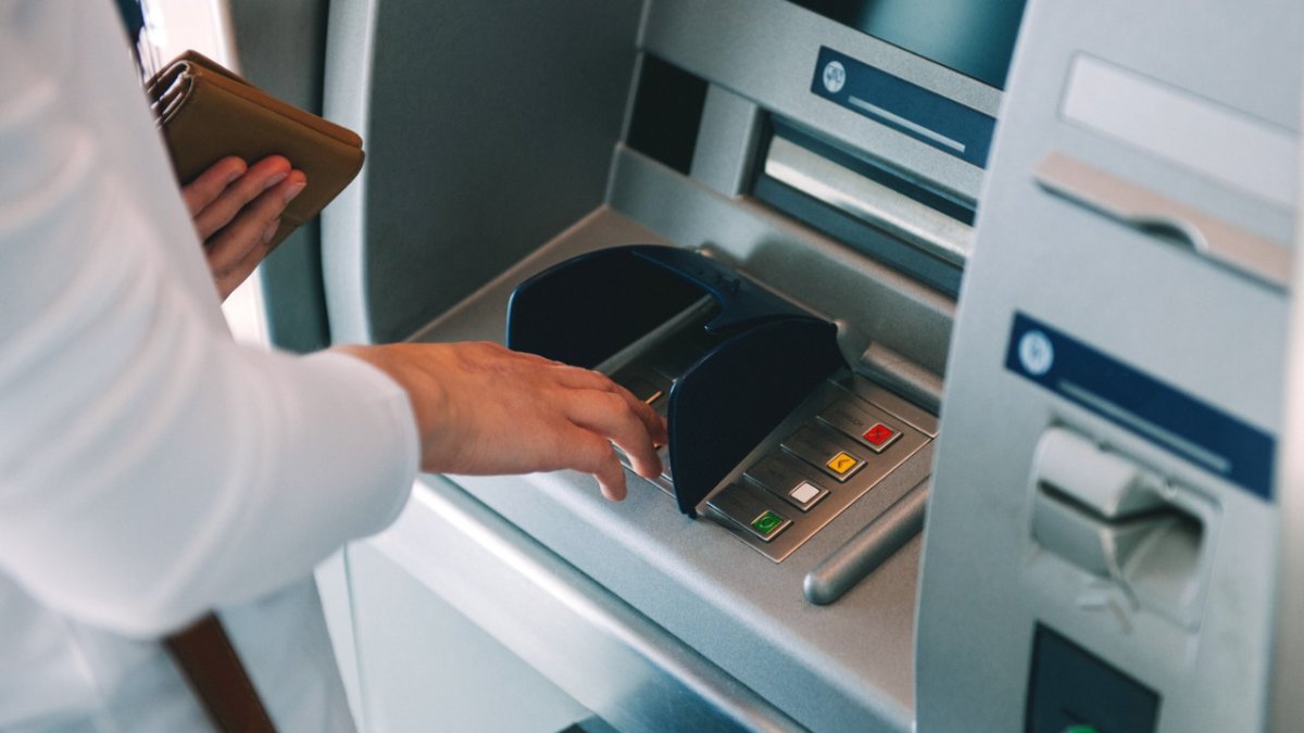 ATM'lerde yeni dönem: Düzenleme perşembe günü devrede