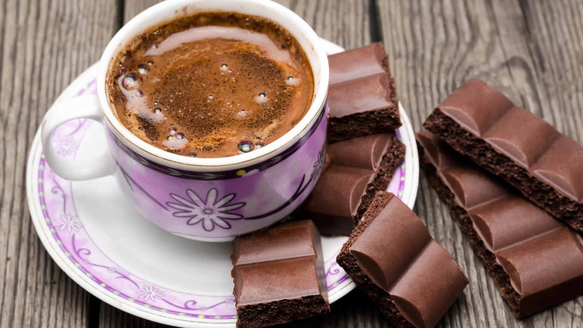 Kahveyle birlikte çikolata tüketenler dikkat