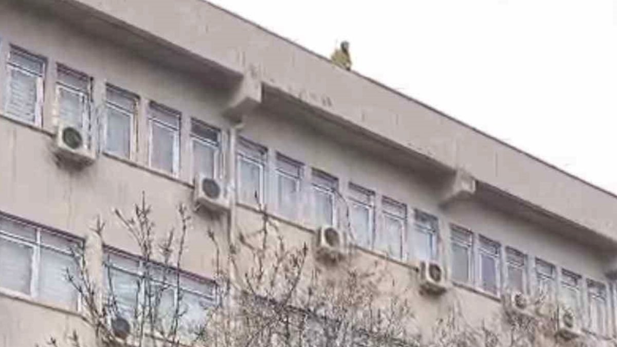 Dicle Üniversitesi’nde intihar girişimi