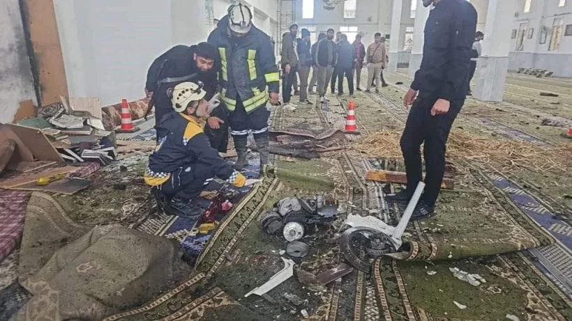 Suriye'de camiye bombalı saldırı: Çok sayıda ölü ve yaralı var